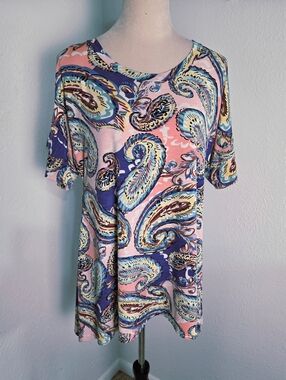 Honeyme Pink & Purple Paisley Print Cold-Shoulder Top, Longer on Sides, Size Med